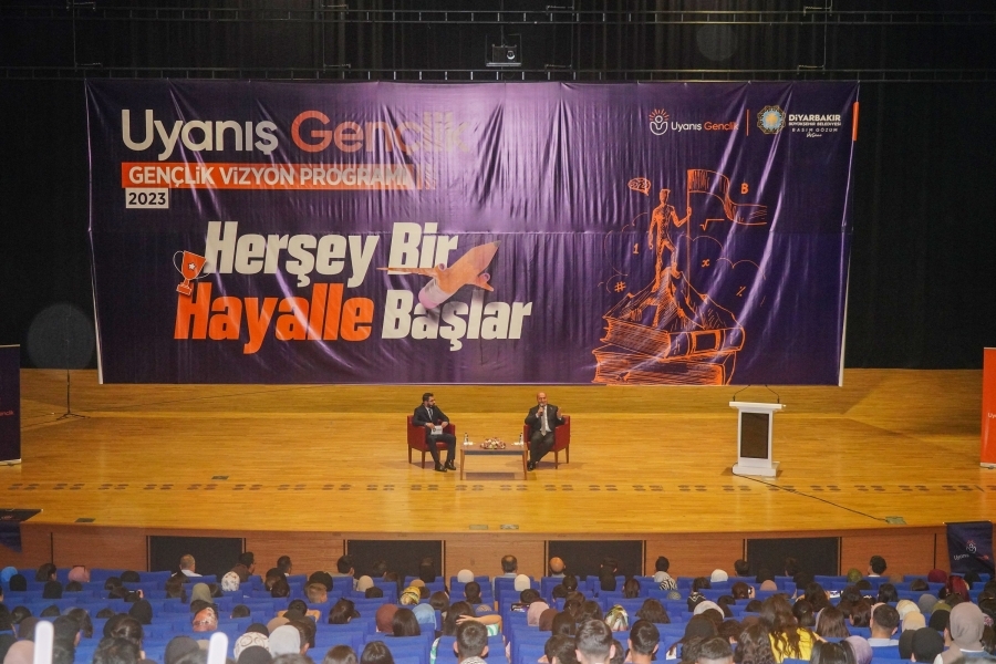 Diyarbakır'da Vizyon 2023 Uyanış Gençlik Programı” düzenlendi