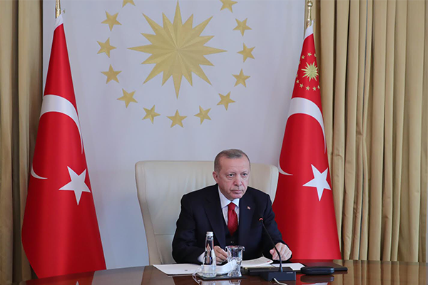 Somali Cumhurbaşkanı Mahmud'dan Cumhurbaşkanı Erdoğan'a geçmiş olsun telefonu