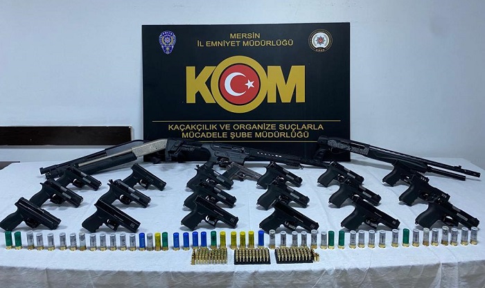Mersin'de Silah kaçakçıları ve Uyuşturucu satıcılarına operasyon