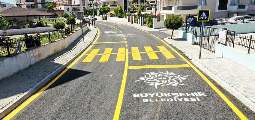 Aydın Büyükşehir Belediyesi Germencik’te Yolları Yeniledi