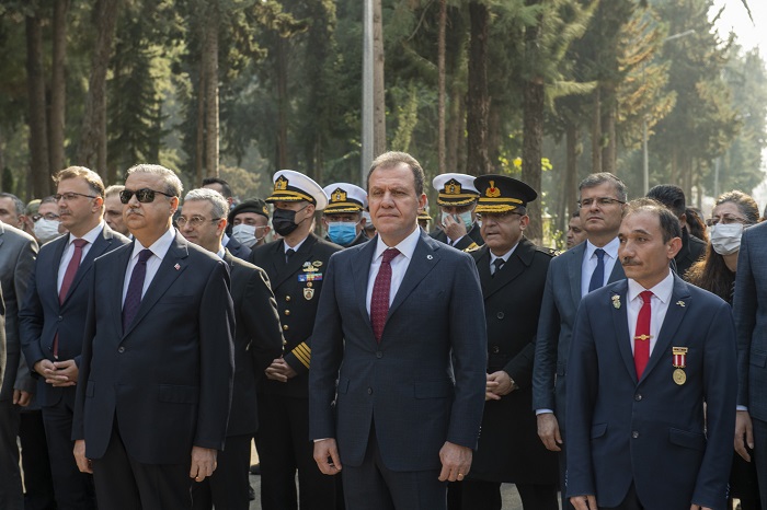  Başkan Seçer, Dünya geçilir, Çanakkale geçilmez