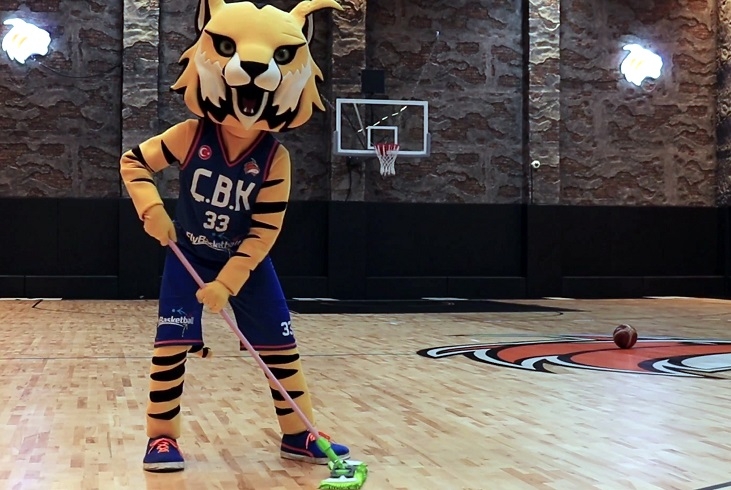 Çukurova Basketbol Kulübü, Babalar Günü'nü 'Çuko' İle Kutladı