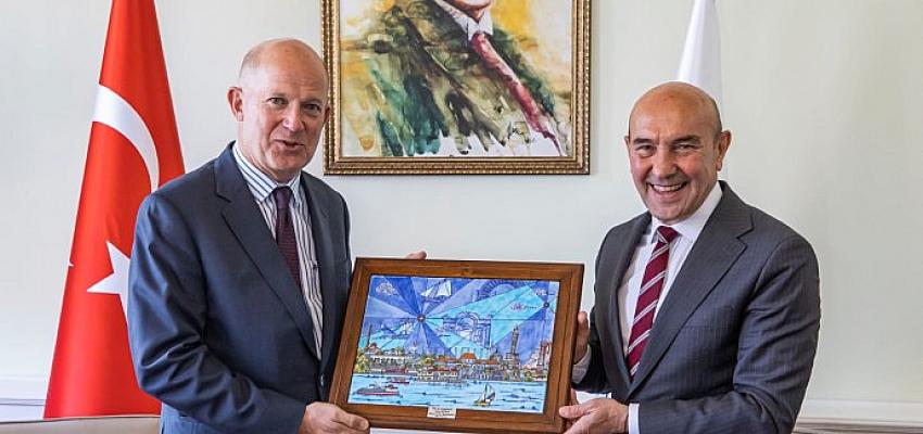 İngiltere Büyükelçisi'nden İzmir Büyükşehir Belediyesi'ne ziyaret