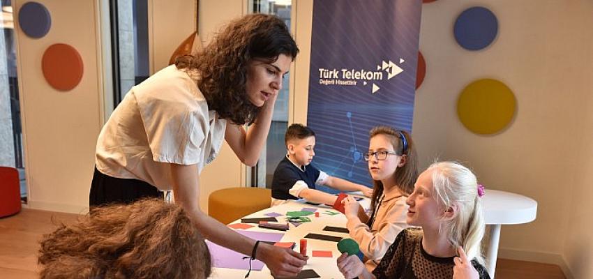 Türk Telekom’dan Engelliler Haftası’na özel sanat atölyesi