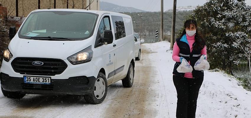 Aydın Büyükşehir Belediyesi Ekipleri Kar-Kış Dinlemedi