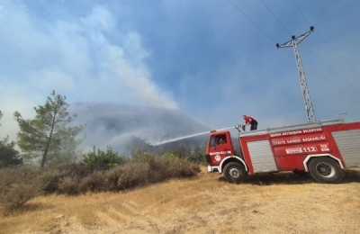 Mersin Büyükşehir Belediyesinden Orman Yangınına müdahale