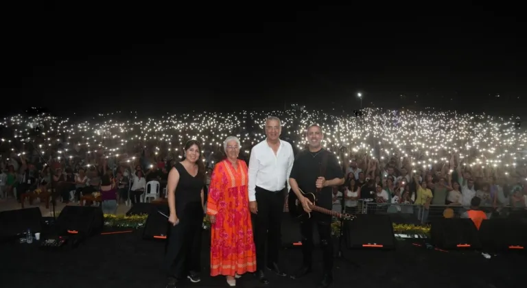 11. Uluslararası Soli Güneş Festivalinde Haluk Levent farkı