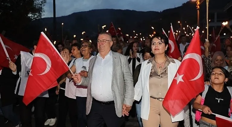 30 Ağustos Edremit'te coşkuyla kutlanacak