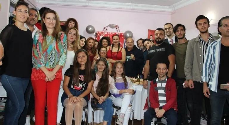 48 saat'de Oyuncu yetiştiriyor