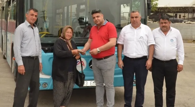 76 Yaşındaki kadının kaybolan parası iki ayrı otobüste bulundu