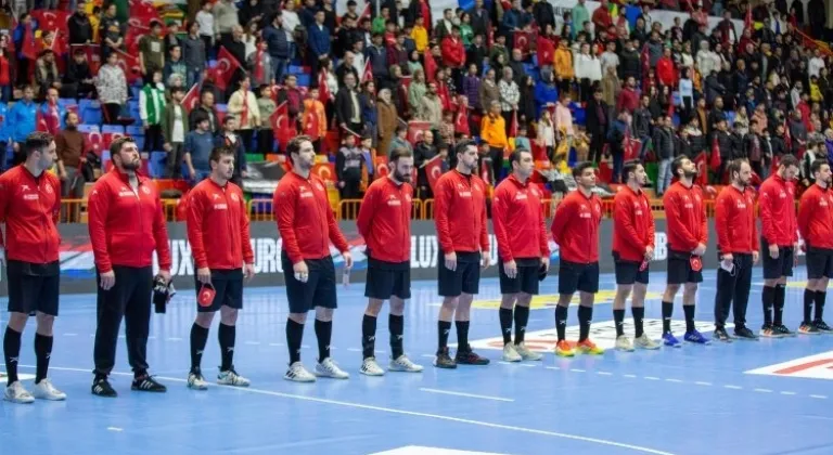 A Milliler'de aday kadro belli oldu