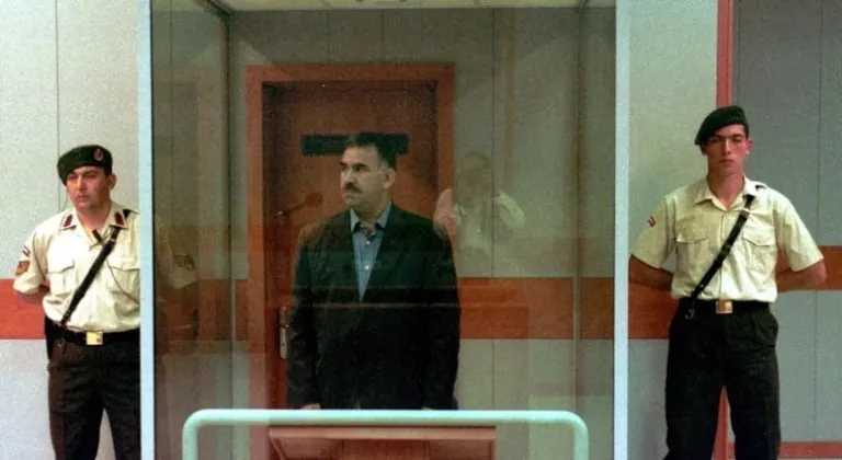 Abdullah Öcalan’la 43 ay sonra ilk görüşme gerçekleşti: milletvekili yeğeni görüştü