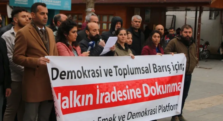 Adıyaman Emek ve Dayanışma Platformu'ndan kayyum atamalarına tepki  - Videolu Haber