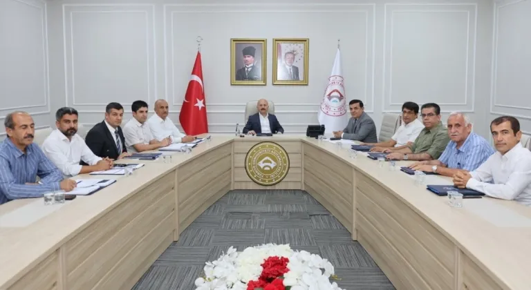 Adıyaman Valiliği İl Özel İdaresi Değerlendirme Toplantısı gerçekleştirildi