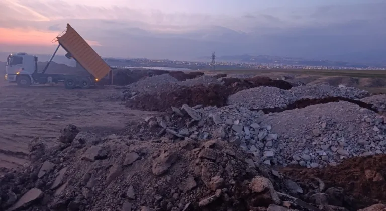 Adıyaman’da 4 ayda 293 bin ton hafriyat taşındı  - Videolu Haber