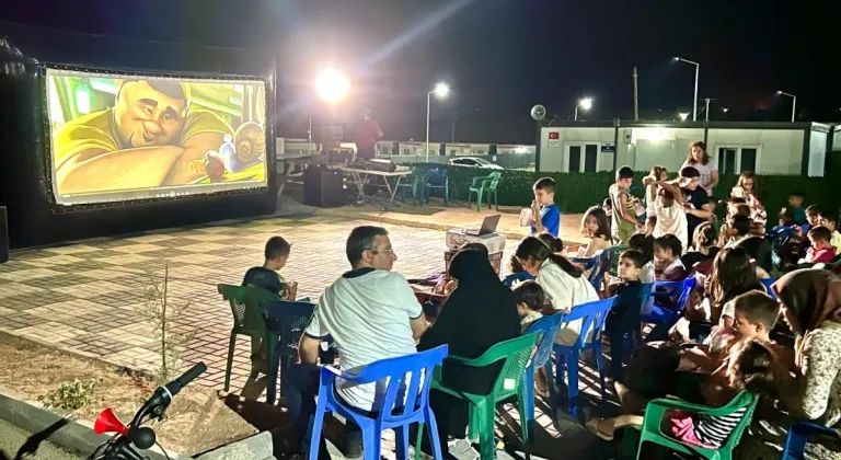 Adıyaman'da çocuklar açık hava sineması etkinliği düzenlendi