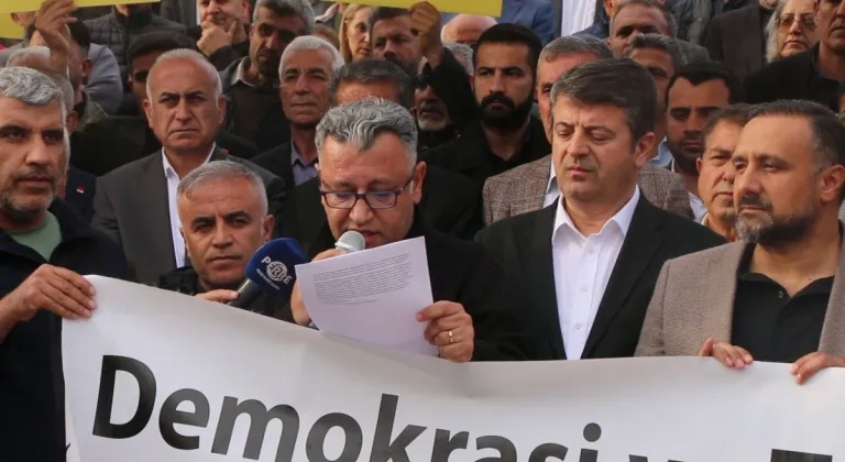 Adıyaman’da İmamoğlu’nun gözaltına alınması protesto edildi  - Videolu Haber