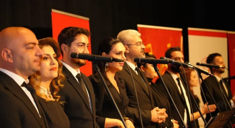 Adıyaman’da Öğretmenler Korosu’ndan unutulmaz türkü gecesi