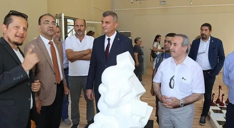 Ahşap Sempozyumuna Yakışır Sergi Değirmendere'de Açıldı