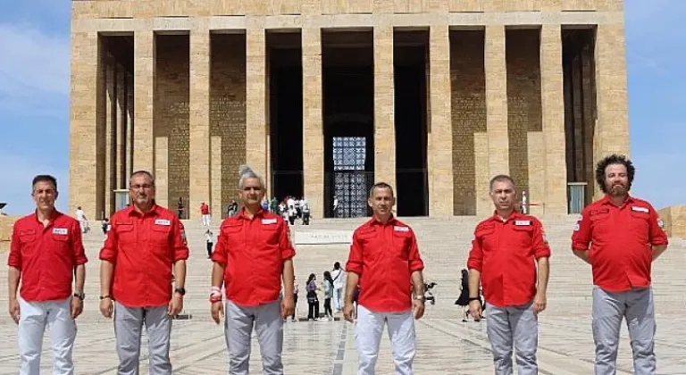 Akut’un Yeni Yönetim Kurulundan Anıtkabir Ziyareti