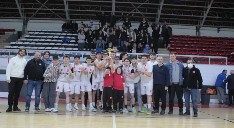 Akyazı Asaş Basketbol Takımı U18’de 'Namağlup Şampiyon'