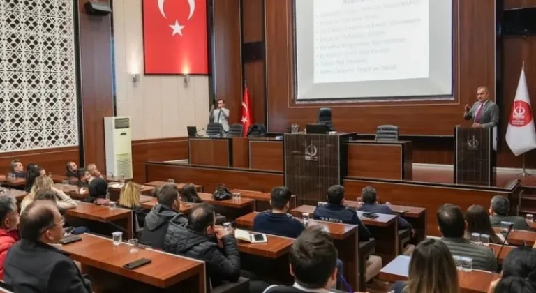 Ankara Keçiören'de Belediye Personeline Hizmet İçi Eğitim