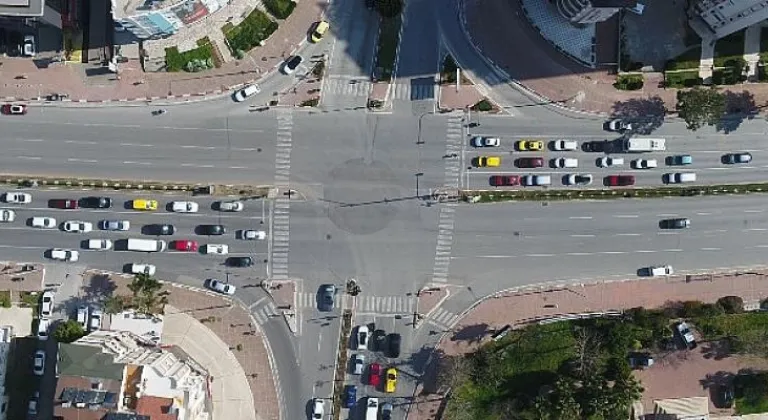 Antalya Büyükşehir'den trafik sıkışıklığına akıllı çözüm
