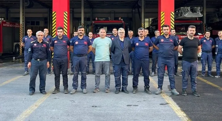 Antalya'yı söndüren Kayseri itfaiyesi kente döndü