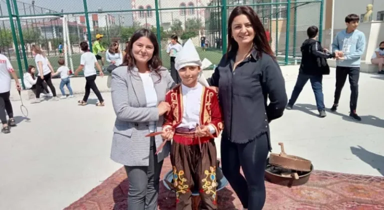 Arpaçsakarlar Orta Okulunda 23 Nisan Coşkusu