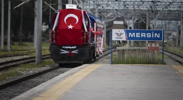 Atatürk’ün Mersin’e Gelişinin 100. Yıl Dönümü Törenle Anıldı