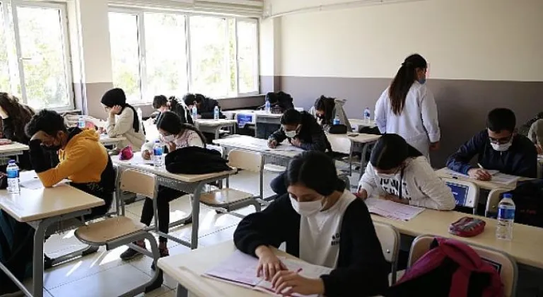 Aydın Büyükşehir Belediyesi Ücretsiz Üniversite Deneme Sınavı Düzenledi