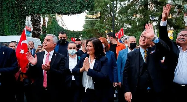Aydın Büyükşehir Belediyesi’nden muhteşem Cumhuriyet yürüyüşü
