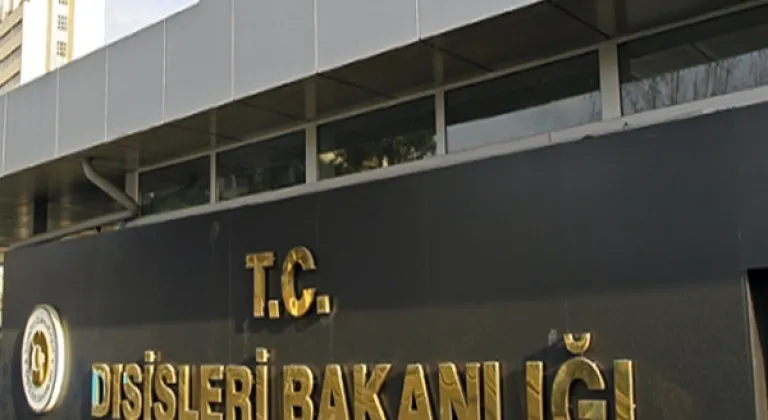 Bakan Çavuşoğlu, ÇHC yeni Dışişleri Bakanı Qin Gang ile görüştü