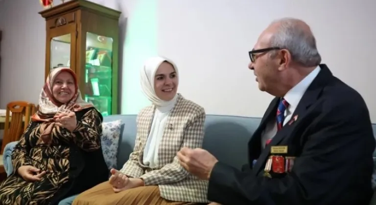 Bakan Göktaş'tan Yarım Yüzyıllık Aşka Anlamlı Ziyaret