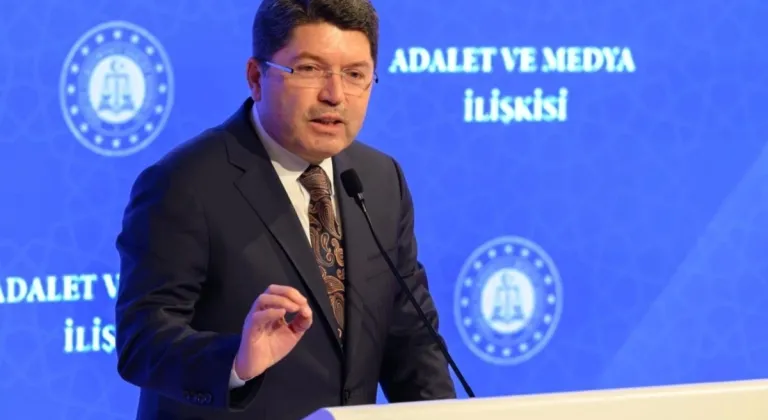 Bakan Tunç: Mahkemelere ve Hakimlere Kimse Emir ve Talimat Veremez
