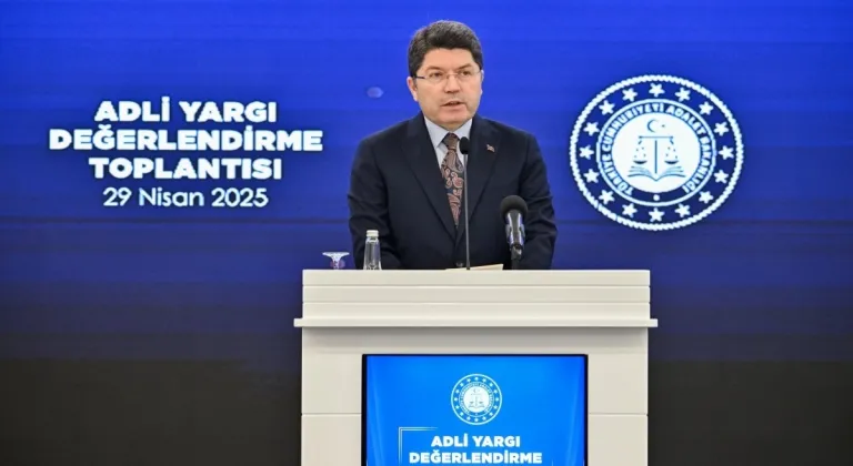Bakan Tunç’tan yargıya yönelik eleştirilere sert tepki: 'Ne vicdan, ne hukuk kabul eder'