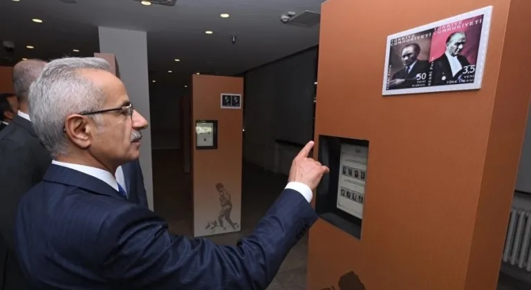 Bakan Uraloğlu'ndan Pul Müzesi'ne Anlamlı Ziyaret