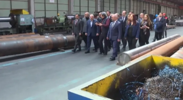 Bakan Varank'tan dev hidrolik silindirleri üreten fabrikaya ziyaret
