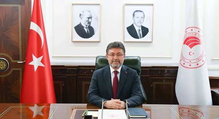 Bakan Yumaklı: 'Sorumluluklarından kaçan yerel yönetimlerin sorumsuzluğu'