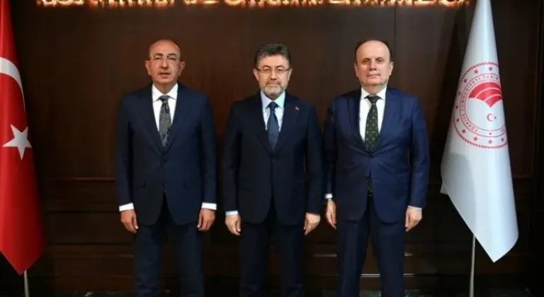 Bakan Yumaklı'dan Konya Meram’ın Tarım Projelerine Övgü