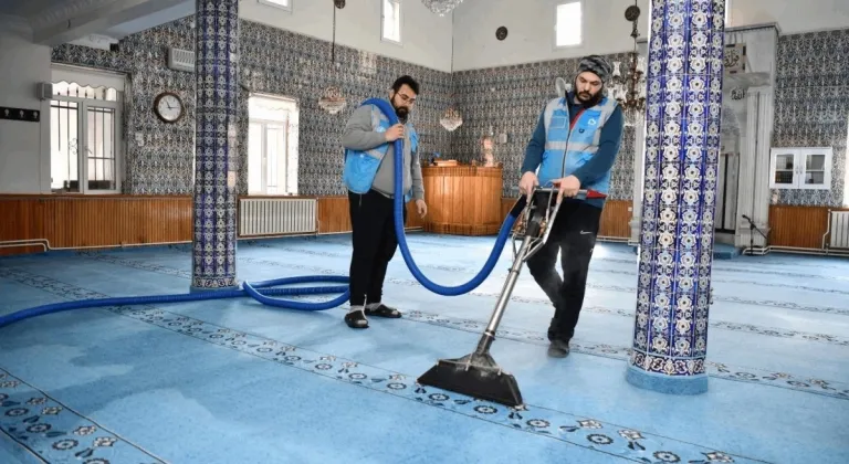 Balıkesir’de Camiler Ramazan’a Hazır
