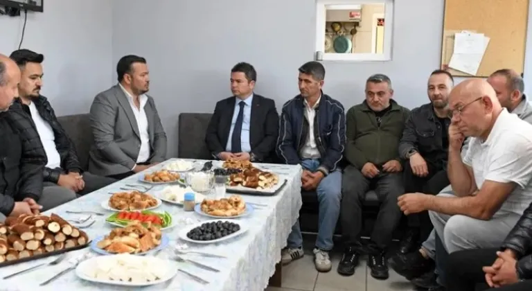 Başkan Aydın, Taksici Esnafıyla Kahvaltıda Bir Araya Geldi