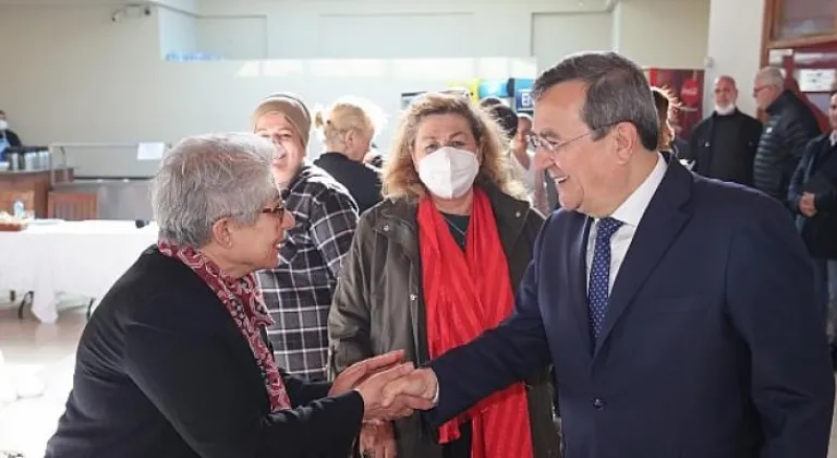 Başkan Batur kadın muhtarlarla bir araya geldi