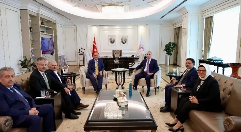 Başkan Büyükkılıç'tan Ankara'da ″Kayseri″ odaklı zirve