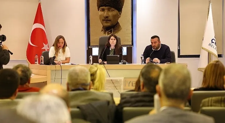 Başkan Denizli: “Ortak akılla Çeşme'ye dair fikirleri ortaya koymak için çalışıyoruz