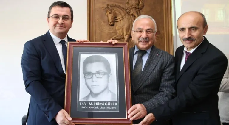 BAŞKAN GÜLER’İ DUYGULANDIRAN FOTOĞRAF