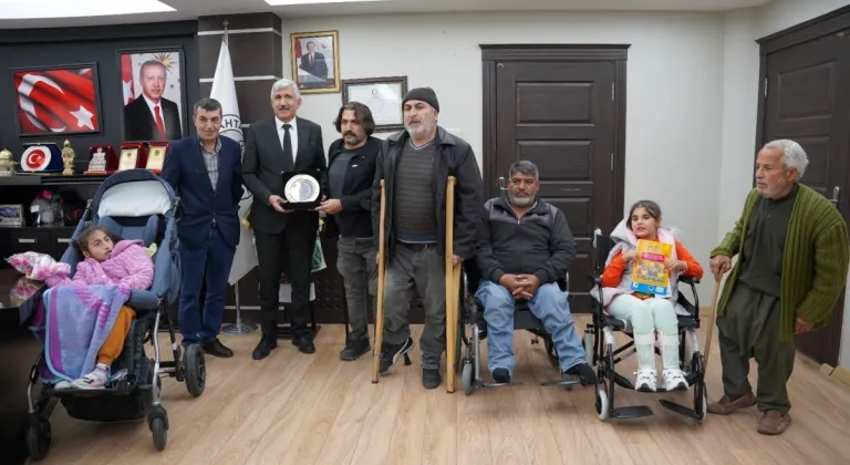 Başkan Hallaç’a engellilerden anlamlı teşekkür: 'Yanımızda olduğunuz için minnettarız'