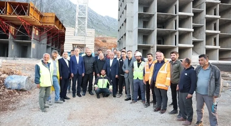 Başkan Memduh Büyükkılıç'tan deprem bölgelerine çıkarma
