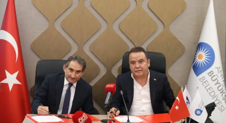 Başkan Muhittin Böcek’den Çalışanları Sevindiren İmza