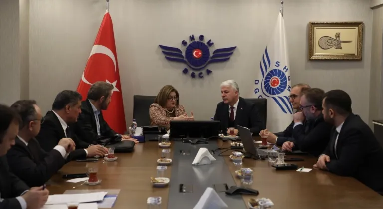 Başkan Şahin Gazi Kentin yeni projeleri için görüşmeler yaptı